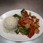 Best Hunan Chicken (Lunch) in Magnolia, TX